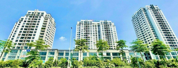 Giá chỉ 8.2 tỷ bán căn hộ có diện tích chuẩn 249m2 vị trí đặt nằm ngay Tây Hồ, Hà Nội-03