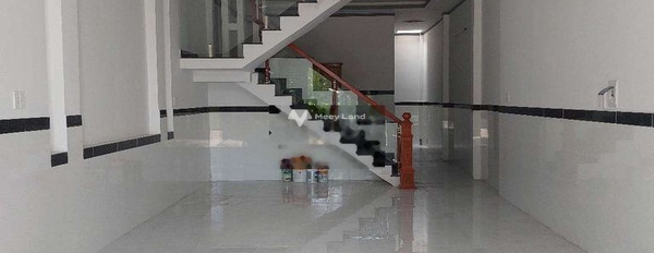 Nhà có 3 PN bán nhà ở diện tích 90m2 bán ngay với giá thương mại chỉ 2.45 tỷ vị trí nằm trên Vĩnh Cửu, Đồng Nai, hướng Đông-02