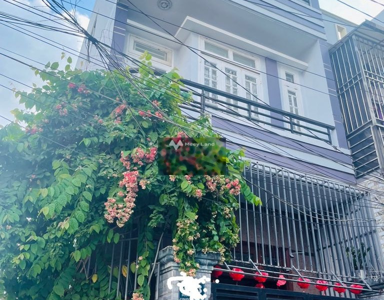 Nhà 2 PN bán nhà ở có diện tích chính 54.2m2 giá bán chính chủ 5.5 tỷ vị trí ngay trên Phước Long, Hồ Chí Minh-01