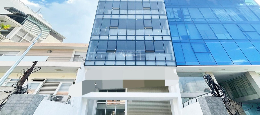 Cho thuê nhà ở diện tích tổng là 2328m2 thuê ngay với giá cực sốc chỉ 260 triệu/tháng vị trí đẹp tọa lạc ngay tại Huỳnh Tịnh Của, Quận 3