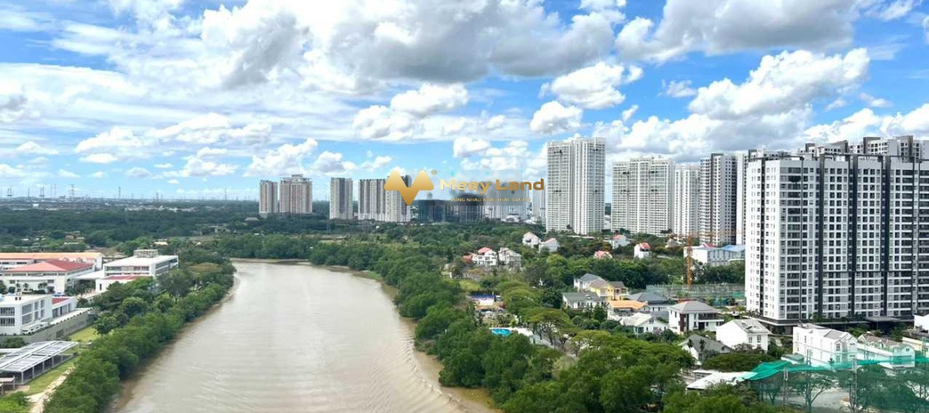 Ngay Nguyễn Đức Cảnh, Hồ Chí Minh bán chung cư giá bất ngờ từ 7.2 tỷ, trong căn hộ nhìn chung gồm 3 PN, 2 WC vị trí trung tâm