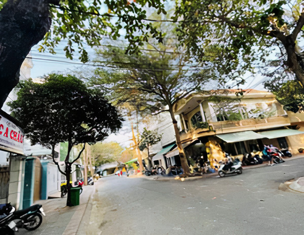 Bán nhanh ngôi nhà cấp 4, gần mặt tiền Nguyễn Tri Phương, 5,4 tỷ