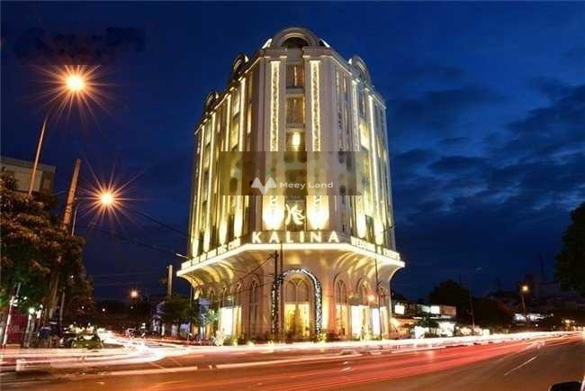 Bán nhà giá nhỉnh 160 tỷ diện tích gồm 396m2 Bên trong Tân Phú, Hồ Chí Minh