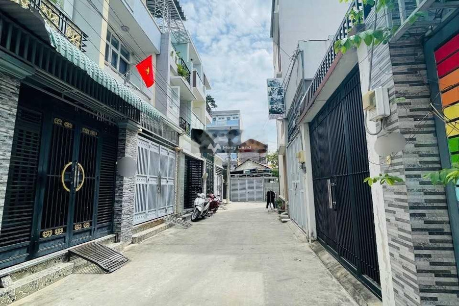 Bán nhà vị trí tốt tại Đường 30, Hồ Chí Minh bán ngay với giá tốt chỉ 8 tỷ diện tích khoảng 80m2, hướng Đông - Bắc trong nhà này có 4 PN-01