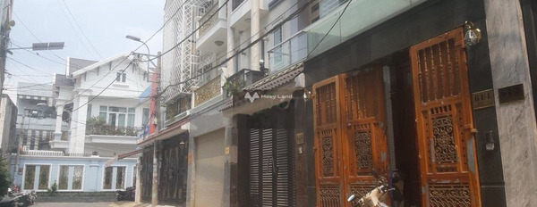 Nhà có tổng cộng 4 phòng ngủ, cho thuê nhà ở diện tích chuẩn 240m2 giá thuê giao động từ 21 triệu/tháng vị trí đặt ở Tân Phú, Hồ Chí Minh, hướng Bắc-02