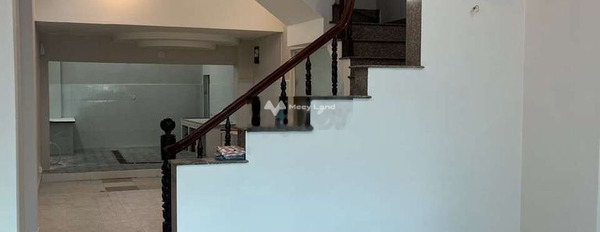 Diện tích rộng là 88m2, cho thuê nhà ở vị trí đẹp ở Quận 7, Hồ Chí Minh, trong căn này có tổng 3 PN, 3 WC hỗ trợ pháp lý-02