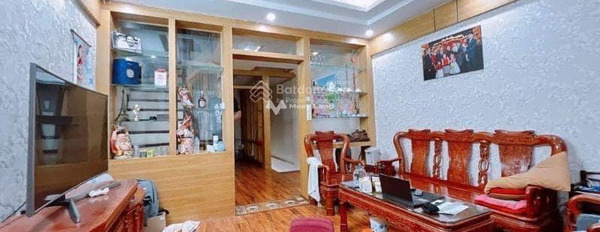 Trong căn này gồm 5 PN bán nhà bán ngay với giá giao động 5 tỷ diện tích chuẩn 45m2 vị trí đặt ngay trung tâm Triều Khúc, Hà Nội-03