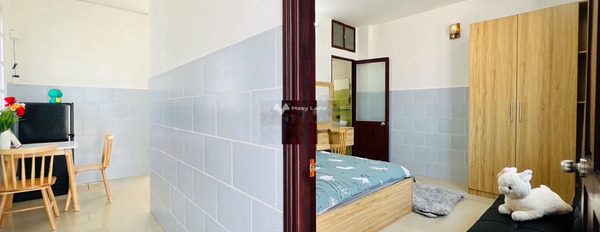 Căn hộ tổng quan gồm 1 phòng ngủ, cho thuê căn hộ vị trí thuận lợi Nguyễn Văn Luông, Hồ Chí Minh, 1 WC khu vực đông đúc-02