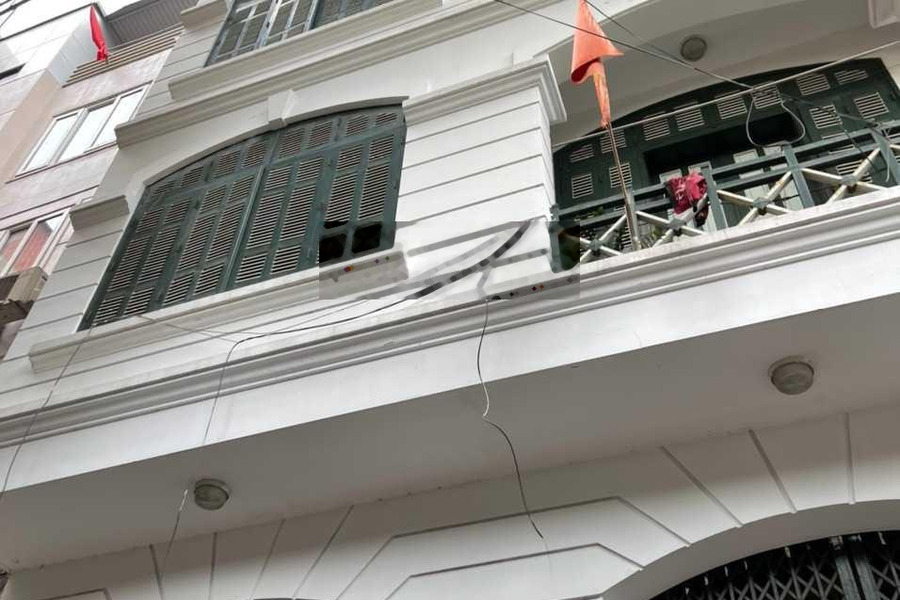 Chính chủ cho thuê nhà 60m*4 tầng, lô góc ngõ 97 Nguyễn Chí Thanh, Đống Đa, giá 30 triệu. -01