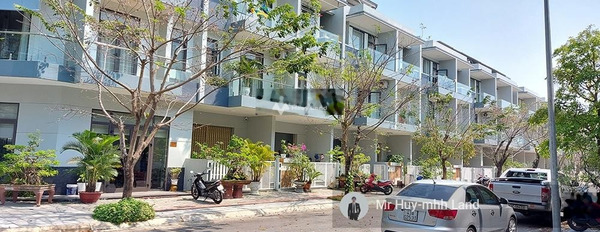 Nhà gồm 4 PN, cho thuê nhà, giá thuê siêu mềm 15 triệu/tháng có diện tích 100m2 vị trí thuận lợi tọa lạc tại Thanh Bình, Đà Nẵng-03