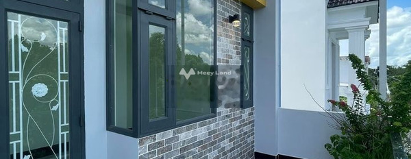 (Ngang 5dài17 * 85m2 *) Vợ chồng li dị bán gấp nhà1Trệt 1Lầu ở Hóc Môn -02