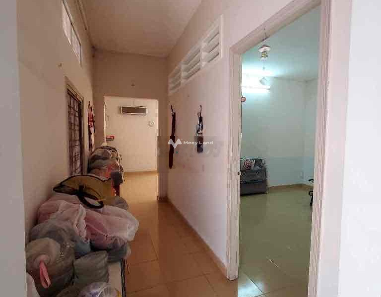 Nhà gồm 3 phòng ngủ bán nhà bán ngay với giá hấp dẫn chỉ 6.95 tỷ diện tích gồm 1998m2 vị trí thuận lợi ở Lê Quang Định, Bình Thạnh-01