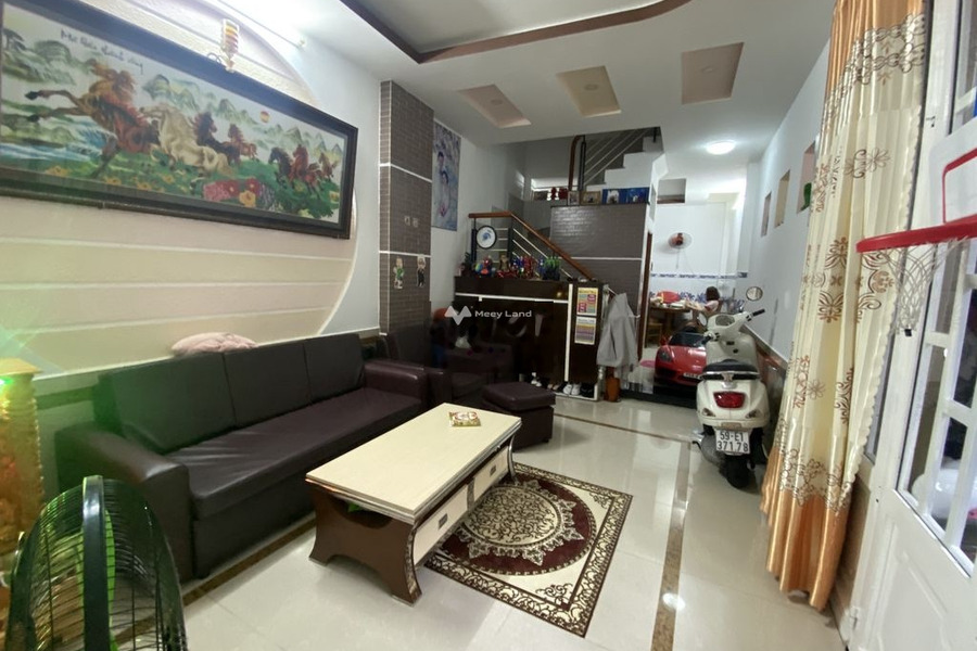 Cho thuê nhà ở diện tích thực như trên hình 56m2 thuê ngay với giá siêu tốt 16 triệu/tháng tọa lạc trên Phùng Văn Cung, Phú Nhuận-01