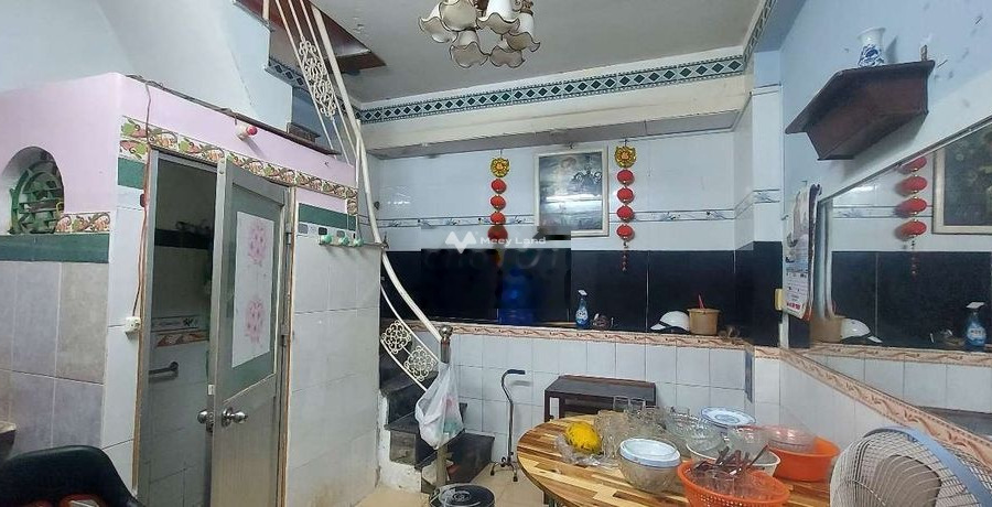 Vị trí thuận lợi tọa lạc tại Quang Trung, Gò Vấp cho thuê nhà thuê ngay với giá chỉ từ chỉ 4 triệu/tháng, trong nhà 2 phòng ngủ, 1 WC-01