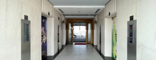 Vị trí đặt tại trung tâm Quận 1, Hồ Chí Minh cho thuê sàn văn phòng 261.25 triệu/tháng 550m2-03