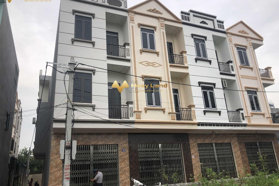 Trong căn này 3 phòng ngủ bán nhà vào ở ngay giá vô cùng rẻ chỉ 1.35 tỷ diện tích rộng 47 m2 vị trí đẹp gần Đường Tô Hiến Thành, Nam Định-01
