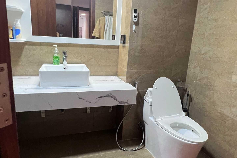 Hướng Tây - Bắc, bán căn hộ vị trí thuận lợi nằm ở Nguyễn Huy Tưởng, Thanh Xuân, nhìn chung có 3 phòng ngủ, 2 WC khu vực tiềm năng-01