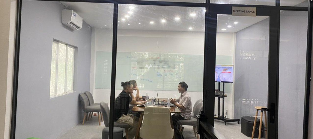 Bình Tân, Hồ Chí Minh cho thuê sàn văn phòng giá bàn giao 22 triệu/tháng có diện tích tiêu chuẩn 106m2