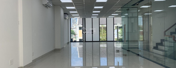 Cho thuê sàn văn phòng thuê ngay với giá đặc biệt 75 triệu/tháng vị trí thuận lợi nằm ở Quận 2, Hồ Chí Minh với diện tích là 600m2-03