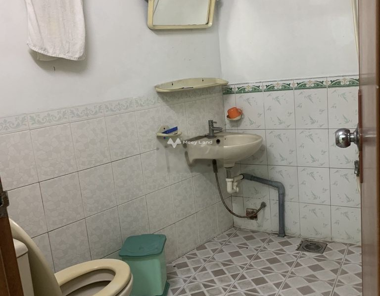 Phòng trọ toilet riêng, sạch sẽ, yên tĩnh, ko ngập nước -01