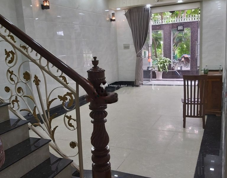Nhà gồm 4 PN, cho thuê nhà, thuê ngay với giá hấp dẫn 40 triệu/tháng có diện tích sàn 200m2 vị trí tiện lợi Bình Tân, Hồ Chí Minh-01