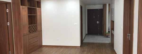 Bán căn hộ ngoại giao đoàn, trục đẹp nhất tòa, tầng đẹp, full nội thất, giá 117m2-02