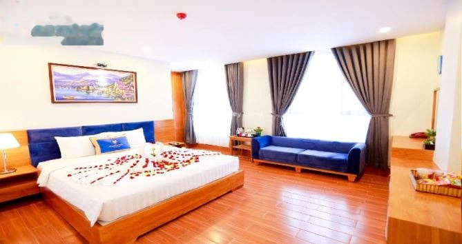 Vị trí đặt nằm ngay Phường 4, Hồ Chí Minh cần bán Khách sạn diện tích rộng 250m2, tổng quan gồm có 50 phòng ngủ giá có thể fix-01