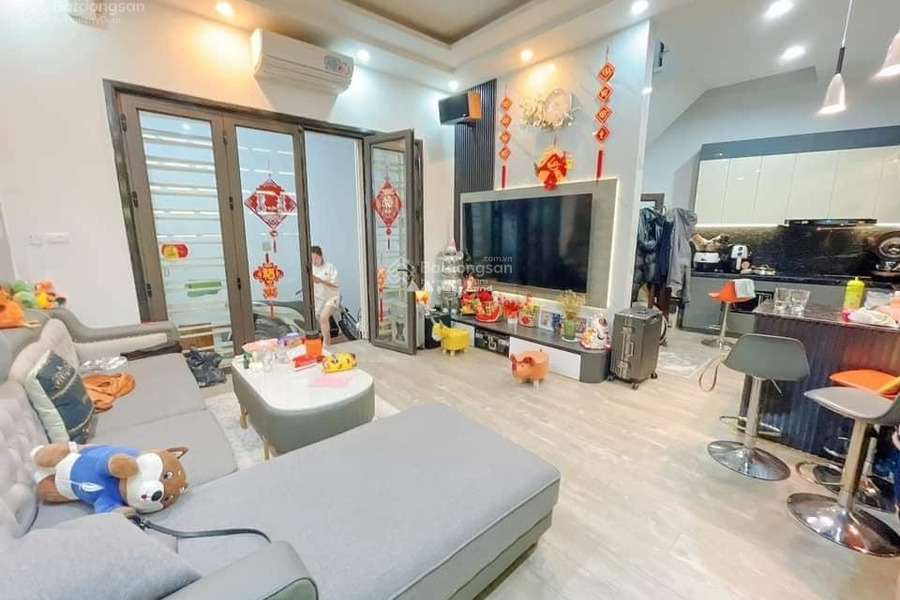 Tổng quan ở trong căn nhà 2 phòng ngủ bán nhà giá bán bất ngờ chỉ 6.5 tỷ có diện tích 39m2 vị trí đặt ở tại Kim Mã, Ba Đình-01