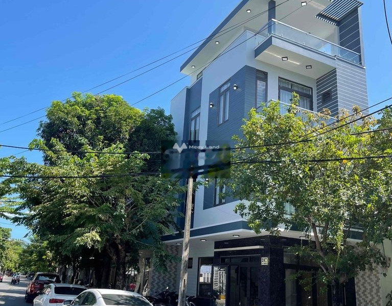Vị trí thuận lợi ngay ở Lý Triện, Đà Nẵng bán nhà bán ngay với giá rẻ chỉ 6.79 tỷ căn này gồm 4 phòng ngủ 4 WC-01