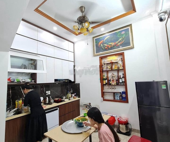 Giá 4.5 tỷ bán nhà diện tích rộng 36m2 vị trí thuận lợi tọa lạc ở Yên Hòa, Hà Nội tổng quan nhà 4 PN, 5 WC liên hệ ngay để được tư vấn-01