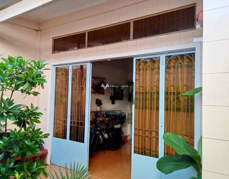 Nhà có 5 phòng ngủ bán nhà bán ngay với giá tốt nhất 8 tỷ diện tích rộng 2998m2 vị trí mặt tiền tại Phạm Hùng, Vĩnh Long-01