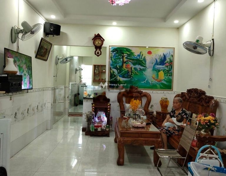 Diện tích rộng 53m2 bán nhà vị trí đặt ngay trên Quận 12, Hồ Chí Minh trong nhà này gồm 2 phòng ngủ 2 WC cám ơn quý khách đã đọc tin cảm ơn đã xem tin-01
