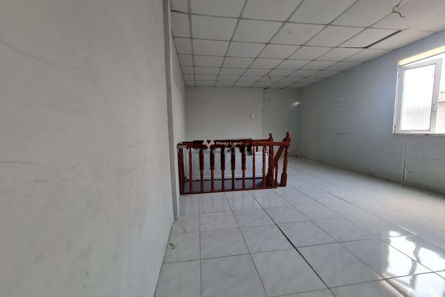 Tại Tân Phú, Quận 7, cho thuê nhà, thuê ngay với giá khủng chỉ 5 triệu/tháng diện tích trong khoảng 50m2, trong căn này thì có 1 PN sổ hồng chính chủ-01