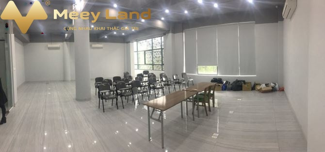 Nằm ở Đống Đa, Hà Nội cho thuê sàn văn phòng diện tích thực 50 m2-01