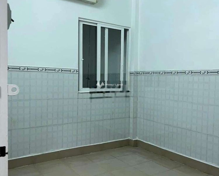 Cho thuê nhà ở diện tích thực là 90m2 giá thuê hấp dẫn 5.5 triệu/tháng mặt tiền nằm ngay trên Đường Số 8, Thủ Dầu Một-01