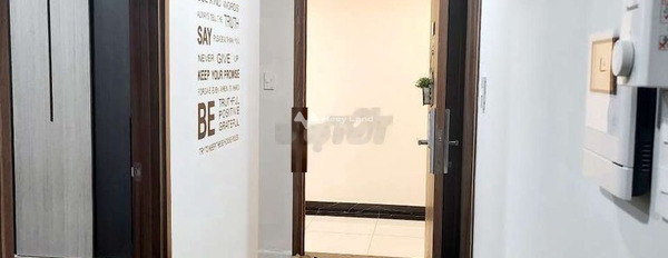 Căn hộ 2 phòng ngủ, cho thuê căn hộ vị trí nằm trên Nguyễn Văn Linh, Bình Hưng, trong căn hộ này có tổng 2 PN, 2 WC giá có thể fix-03