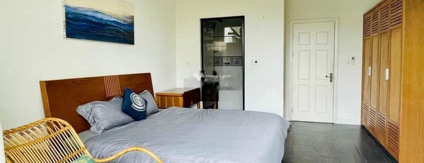 Trong nhà 4 phòng ngủ, cho thuê nhà ở diện tích tiêu chuẩn 100m2 thuê ngay với giá cực rẻ chỉ 28 triệu/tháng vị trí phát triển Phạm Văn Đồng, Sơn Trà-02