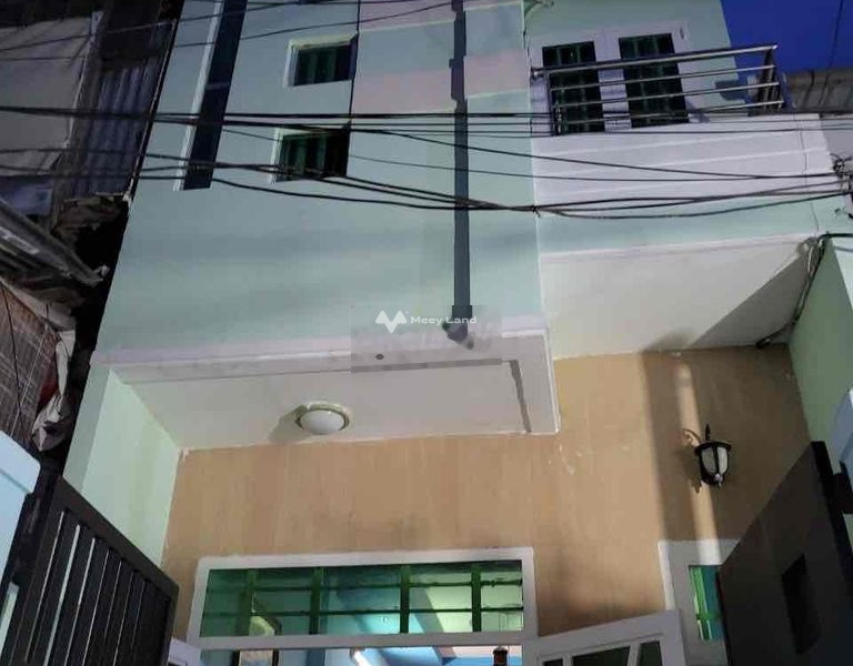 Diện tích là 70m2, cho thuê nhà ở vị trí tiện lợi Dương Bá Trạc, Hồ Chí Minh, hướng Tây, ngôi nhà này gồm 4 PN, 2 WC lh xem trực tiếp-01