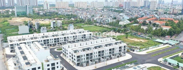 Vị trí thuận lợi ở Quận 2, Hồ Chí Minh bán đất diện tích vừa phải 120m2-03