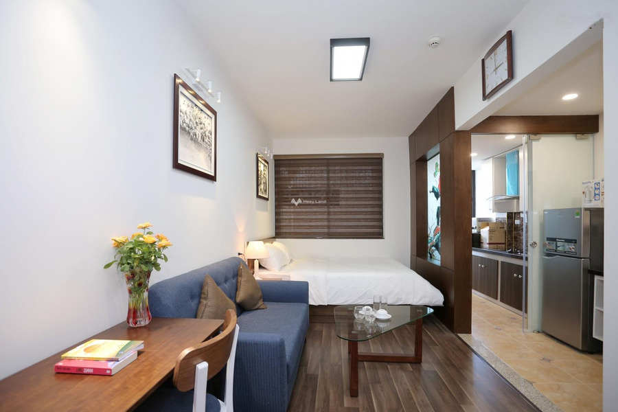 Cho thuê chung cư trong ngôi căn hộ này Đủ nội thất A đến Z. mặt tiền nằm ngay ở Cát Linh, Đống Đa giá thuê cực mềm 9 triệu/tháng-01