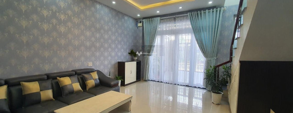 Cho thuê nhà vị trí thuận lợi ở Phú Mỹ, Thủ Dầu Một, thuê ngay với giá chính chủ 11 triệu/tháng diện tích thực khoảng 100m2, nhà này có tổng 3 PN-03