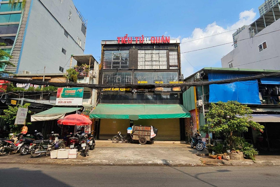 Cho thuê nhà, thuê ngay với giá ưu đãi 55 triệu/tháng có diện tích chuẩn 150m2 vị trí mặt tiền tọa lạc ở Nguyễn Hữu Cảnh, Bình Thạnh-01