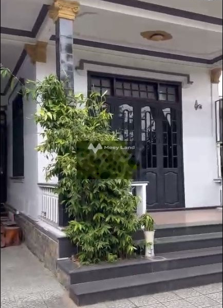 Nhà có 2 phòng ngủ, cho thuê nhà, thuê ngay với giá chỉ từ chỉ 9 triệu/tháng tổng diện tích 305m2 ngay tại Hoàng Thị Loan, Huế-01