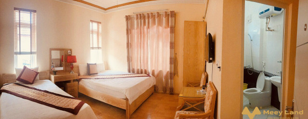 Bán khách sạn 290m2, 4 tầng thị trấn Tam Đảo, Vĩnh Phúc, giá 22 tỷ-03