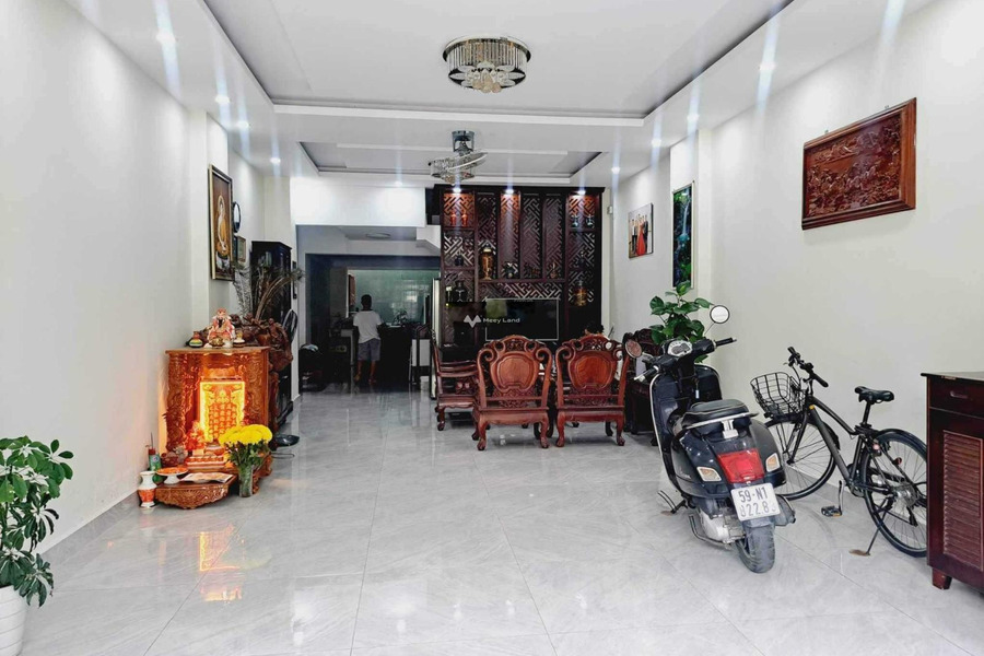 Bán nhà vị trí đẹp tại Đường 32A, Hồ Chí Minh bán ngay với giá mềm 13 tỷ diện tích 100m2 hướng Đông tổng quan nhà này thì có 4 phòng ngủ-01
