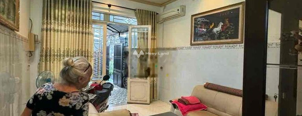 Nhà tổng quan có 4 phòng ngủ, bán nhà ở diện tích 80m2 giá bán chính chủ chỉ 7.3 tỷ Bên trong Huỳnh Tấn Phát, Hồ Chí Minh-03