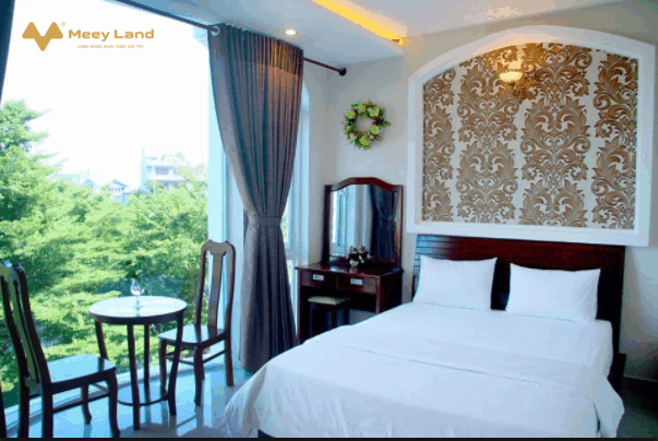 Cho thuê khách sạn 20 phòng, đường La Văn Cầu khu cách biển 30m