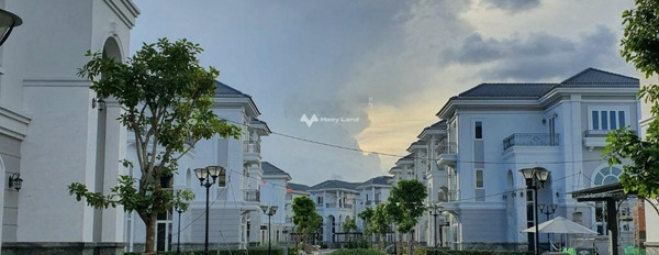Bán biệt thự, bán ngay với giá cực mềm 11.7 tỷ diện tích rộng lớn 120m2 vị trí thuận lợi ngay ở Cát Lái, Hồ Chí Minh-02
