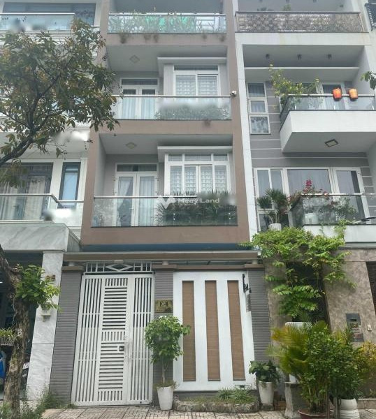 Hướng Đông, bán nhà có diện tích chính 74.3m2 ngay Quận 7, Hồ Chí Minh giá bán cực mềm chỉ 15.5 tỷ nhà có tổng cộng 4 phòng ngủ, 4 WC-01