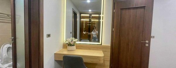 Cho thuê chung cư tọa lạc tại Phùng Chí Kiên, Cầu Giấy, tổng quan căn hộ có 3 phòng ngủ, 2 WC cực kì sang trọng-02